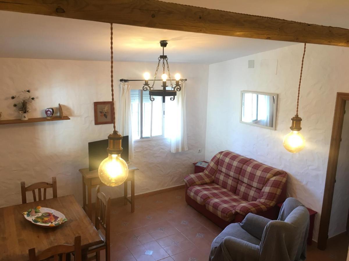 Apartment Villa Encarna Alojamientos Turisticos Con Piscina Comunitaria *