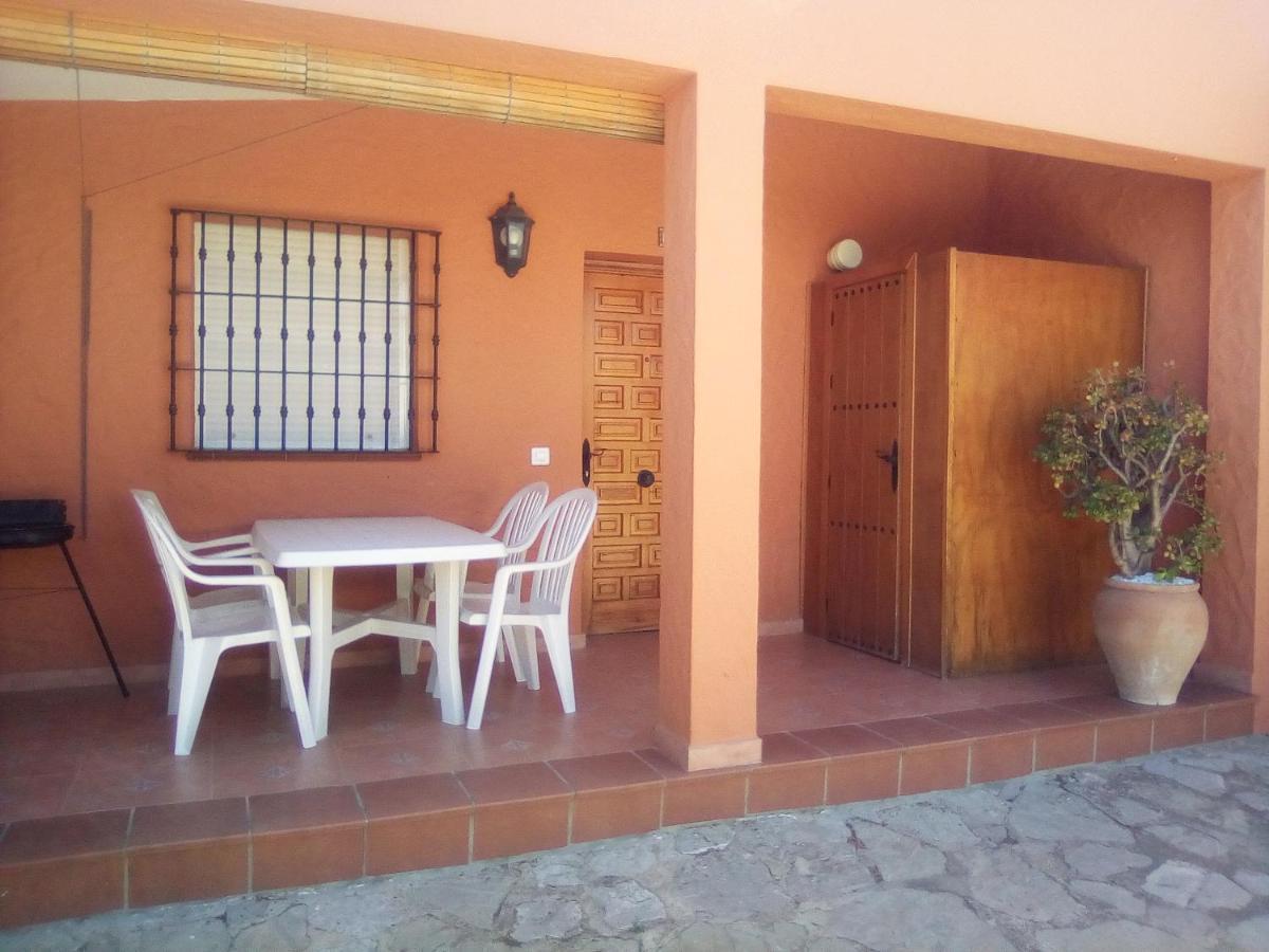 Apartment Villa Encarna Alojamientos Turisticos Con Piscina Comunitaria