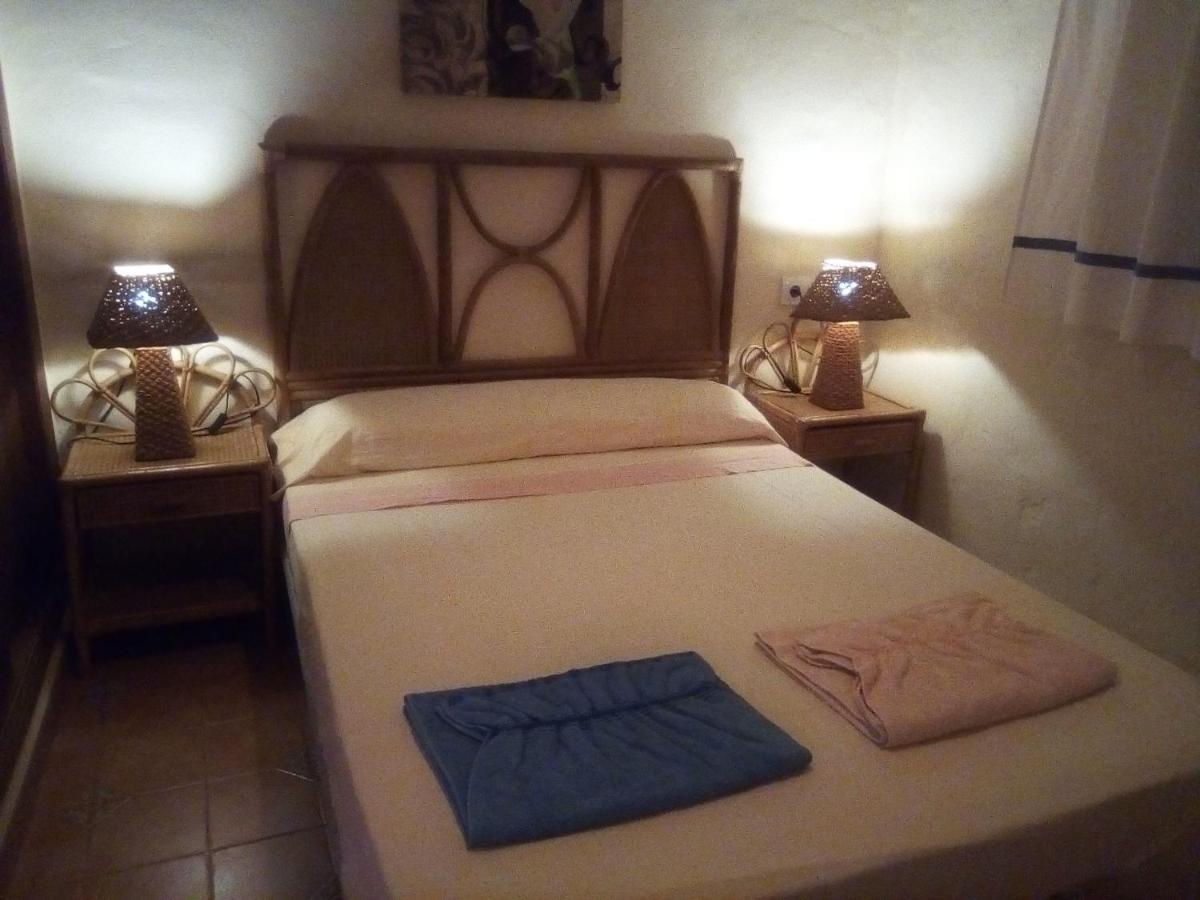 Villa Encarna Alojamientos Turisticos Con Piscina Comunitaria Apartment *